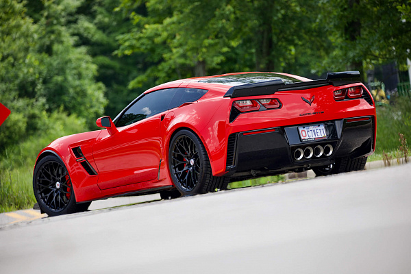 Фото дисков HRE 520M Черный глянец на Chevrolet Corvette C7