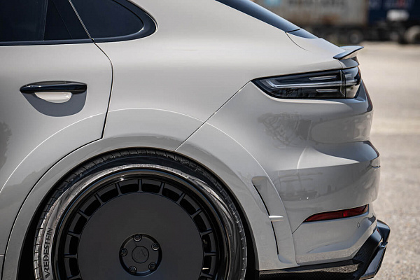Фото дисков HRE 935 Черный сатин на Porsche Cayenne III