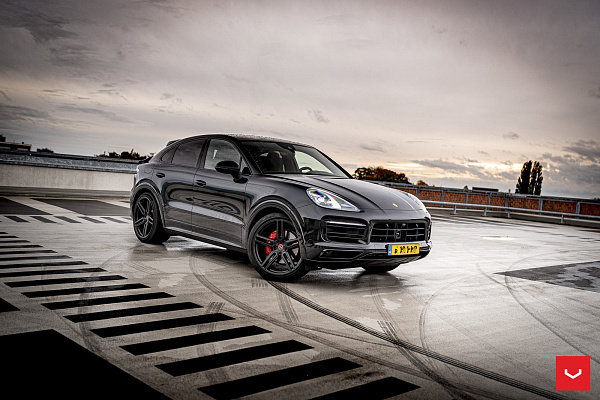 Фото дисков Vossen HF-1 Черный сатин на Porsche Cayenne III