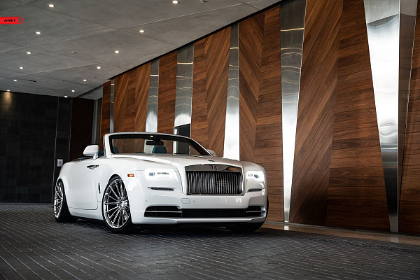 Фото дисков Anrky AN19 Полированный лак на Rolls-Royce Wraith