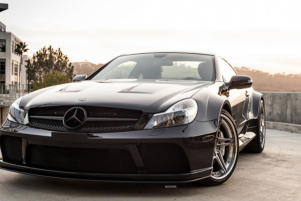 Фото дисков Strasse Wheels SV2T Deep Concave FS Сатиновый темный лак на Mercedes-Benz SL (R231)