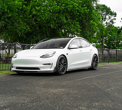 Фото дисков Vossen HF-4T на Tesla Model 3