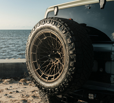 Фото дисков Vossen LCX-03 на Jeep Wrangler IV (JL)