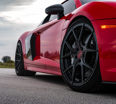 Фото дисков Strasse Wheels SM5R Deep Concave Duoblock на Audi R8 (4S)