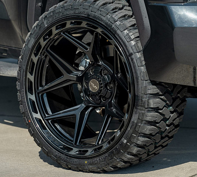 Фото дисков 4PLAY 4P55 на Toyota Tundra III