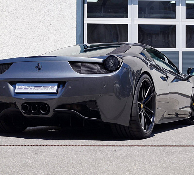 Фото дисков HRE P104 на Ferrari 458