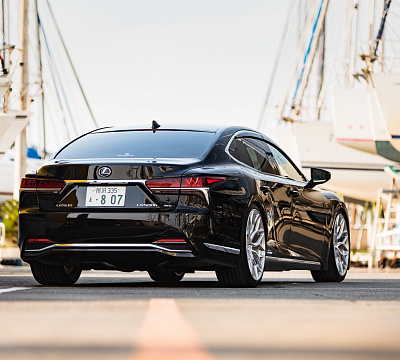 Фото дисков Vossen S17-01 на Lexus LS IV