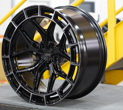 Vossen HFX-1 (5-Lug)