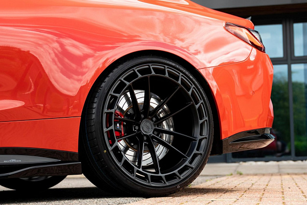 Фото дисков Bola FP3 Черный сатин на BMW 4/M4 (G22/G82)