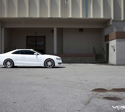 Фото дисков Vossen CV2 на Audi A/S/RS 5 (8T)