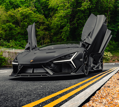 Фото дисков NOVITEC NL4 на Lamborghini Revuelto