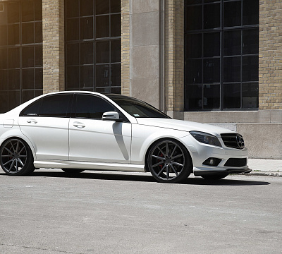 Фото дисков Vossen VFS-1 на Mercedes-Benz C-Class (W204)