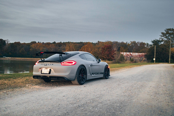 Фото дисков Brixton Forged R11-R Черный сатин на Porsche Cayman II