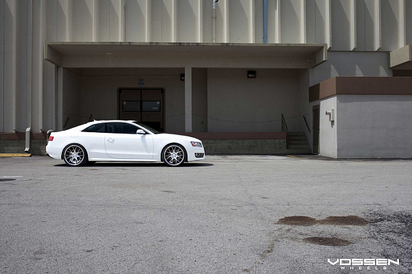 Фото дисков Vossen CV2 Алмазная проточка на Audi A/S/RS 5 (8T)
