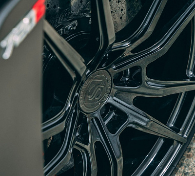 Фото дисков Savini SV1 на McLaren 720S