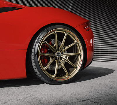Фото дисков Brixton Forged PF11 R / RS на Ferrari SF90