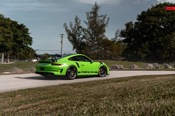 Фото дисков Anrky S1-X4 Глянцевый темный лак на Porsche 911 VII