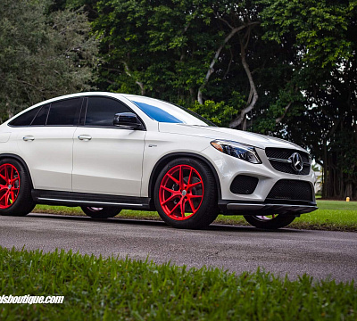 Фото дисков HRE P101 на Mercedes-Benz GLE I