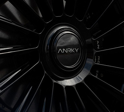 Фото дисков Anrky RF-182 на Range Rover V