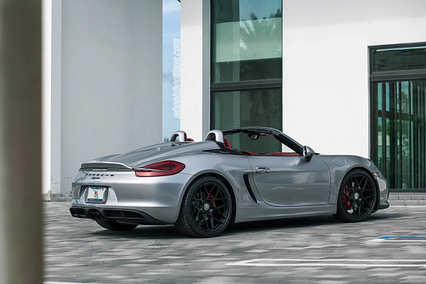 Фото дисков HRE FF01 Черный сатин на Porsche Boxster III