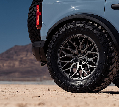 Фото дисков Vossen HF6-3 на Ford Bronco