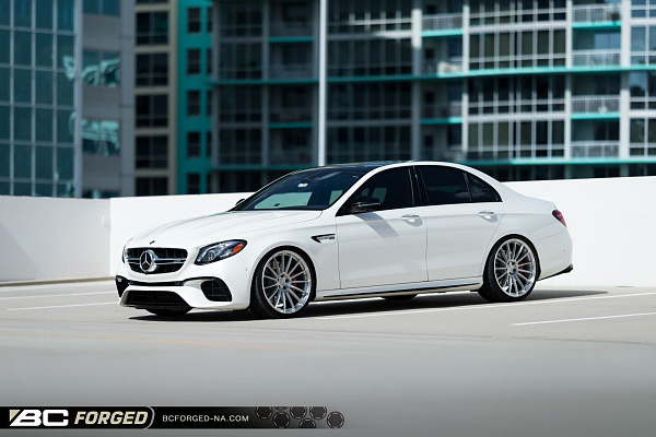 Фото дисков BC Forged RZ15 Глянцевый лак на Mercedes-Benz E-Class (W213, S213, C238)