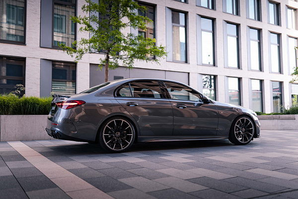 Фото дисков BRABUS Monoblock Z Черный глянец на Mercedes-Benz C-Class (W206)