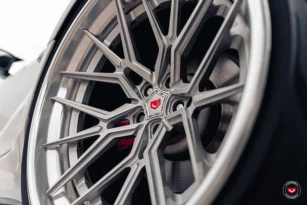 Фото дисков Vossen M-X3 (3-Piece) Глянцевый тонированный лак на Toyota Supra A90