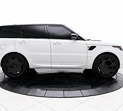 Фото дисков Giovanna Massis на Range Rover Sport II