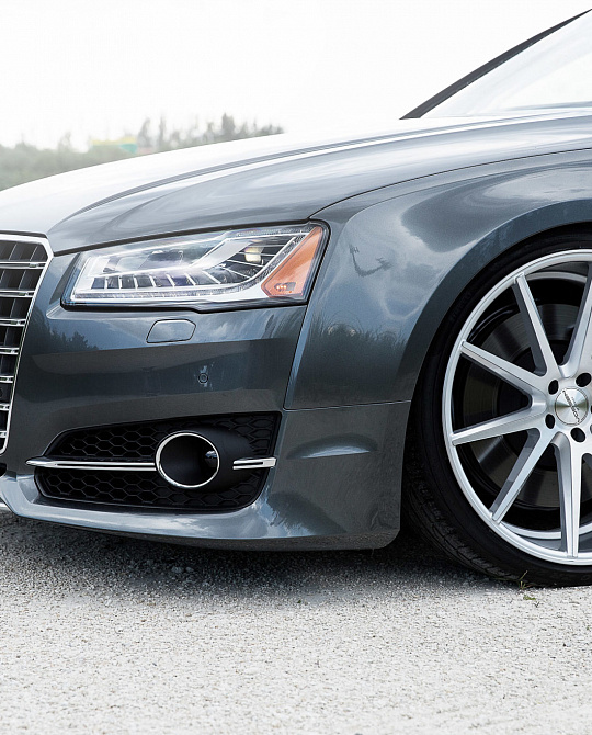 Фото дисков VFS-1 Серебро на Audi A/S 8 (D4)