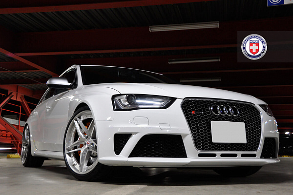 Фото дисков HRE S107 Глянцевый лак на Audi A/S/RS 4 (B8)