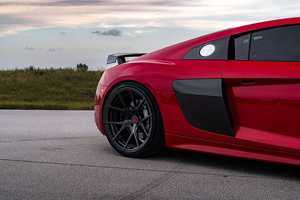 Audi R8 V10 Plus