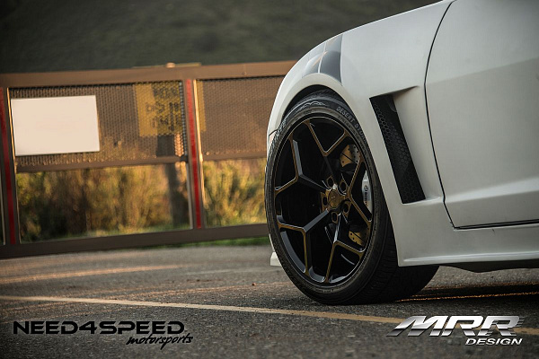 Фото дисков MRR M228 Черный глянец на Chevrolet Camaro V