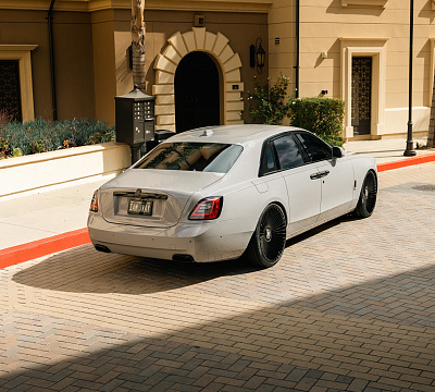 Фото дисков Vossen S17-16 на Rolls-Royce Ghost II