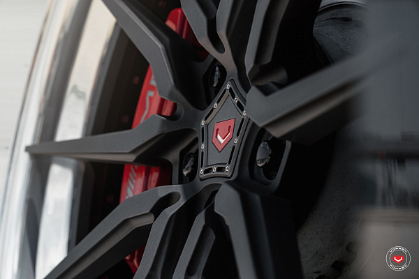 Фото дисков Vossen M-X2 (3-Piece) Черный матовый на Mercedes-Benz S-Class (W222, C217)