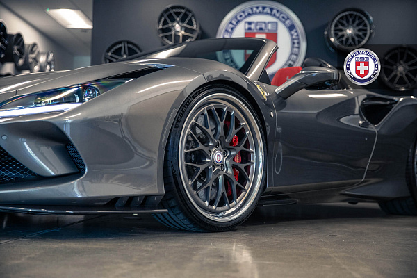 Ferrari F8 Spider
