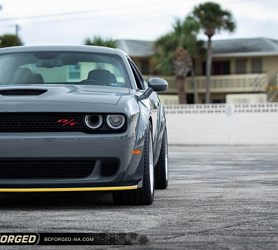 Фото дисков BC Forged LE53 // MLE53 на Dodge Challenger III