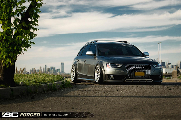 Фото дисков BC Forged HCS04 Глянцевый лак на Audi A/S/RS 4 (B8)