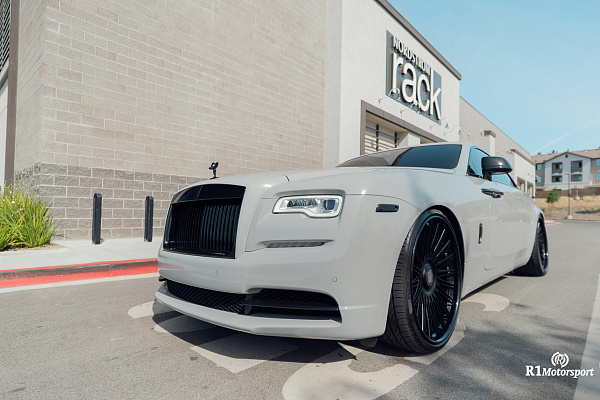 Фото дисков Vossen S17-14 (3-Piece) Черный сатин на Rolls-Royce Wraith