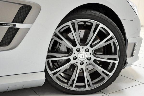 Фото дисков BRABUS Monoblock R Глянцевый графит на Mercedes-Benz SL (R230)