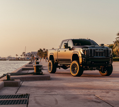 Фото дисков Vossen VFX-03 на GMC Sierra IV