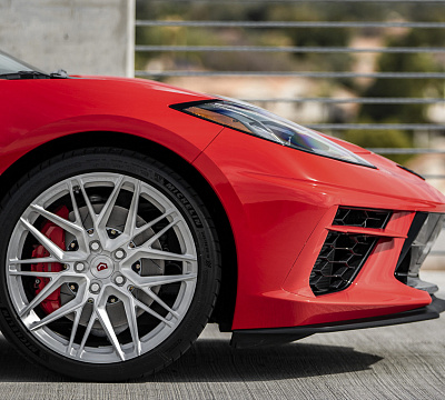 Фото дисков Vossen EVO-5 на Chevrolet Corvette C8
