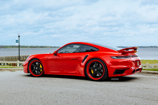 Фото дисков Strasse Wheels S5 Track Другой цвет на Porsche 911 VIII