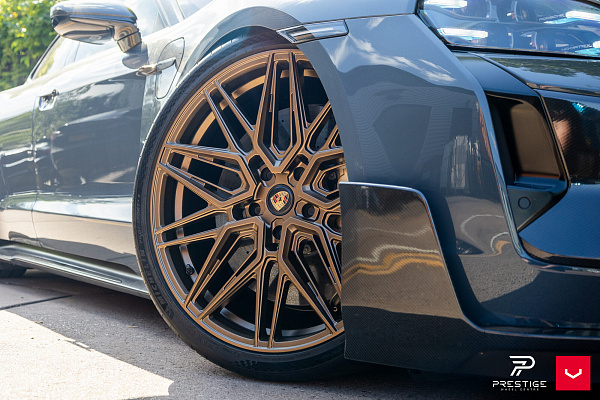 Фото дисков Vossen HF-7 Сатиновая бронза на Porsche Taycan I