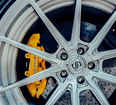 Фото дисков Strasse Wheels SV10 Deep Concave Duoblock на McLaren 720S