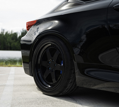 Фото дисков Strasse Wheels S6 Competition на Lexus RC
