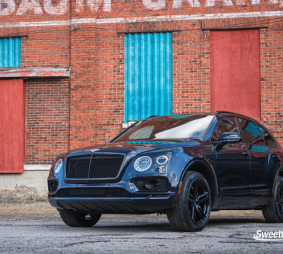 Фото дисков Vossen HF-1 на Bentley Bentayga