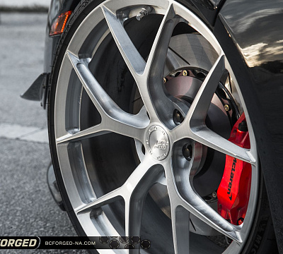 Фото дисков BC Forged KL01 на McLaren 12C