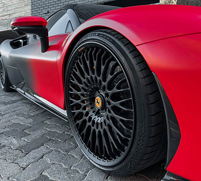 Фото дисков Brixton Forged TR20 на Ferrari SF90