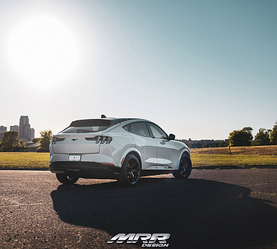 Фото дисков MRR FS06 на Ford Mustang Mach-E